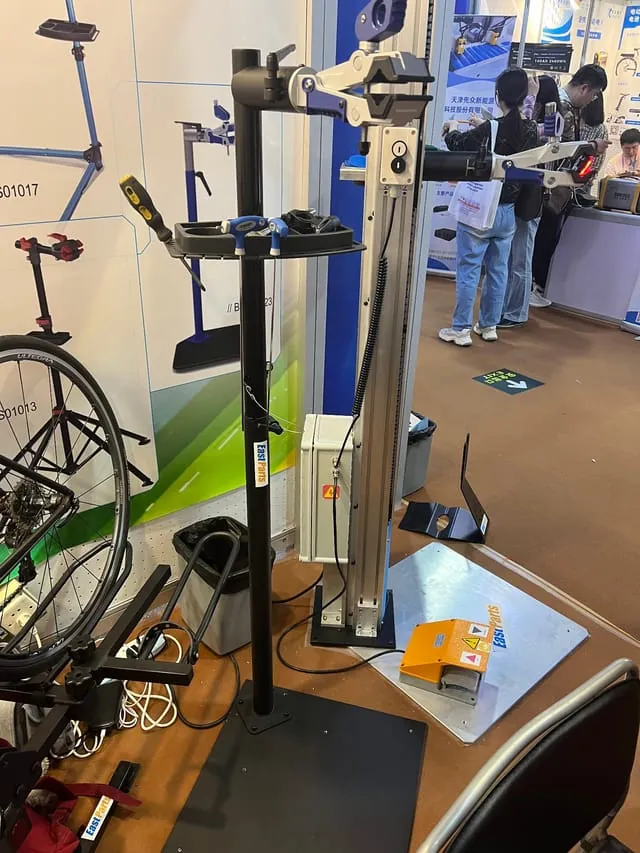 Bike repair stands display at Canton Fair 2023