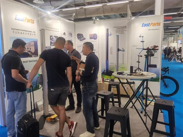 Visitors at the EASTPARTS booth at Eurobike 2023